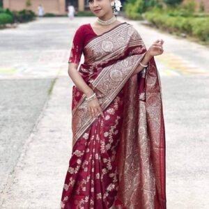 বধুয়া বেনারসি শাড়ী